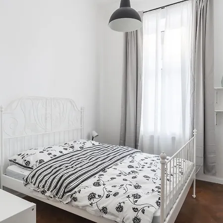 Apartment Podzamcze 24 *
