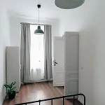 Podzamcze 24