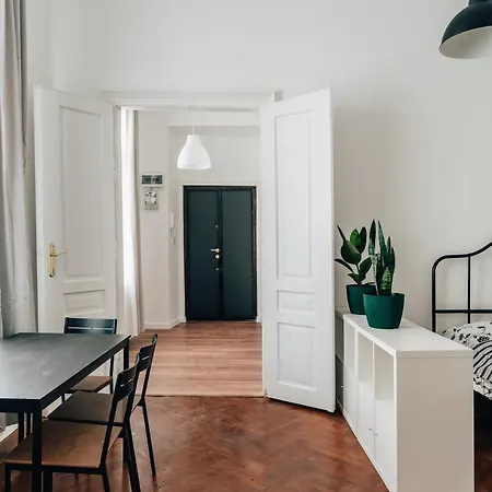 Apartment Podzamcze 24 *